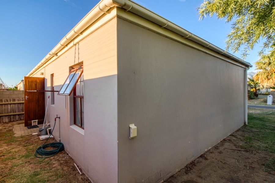 2 Bedroom Property for Sale in Fairview Golf Estate Western Cape